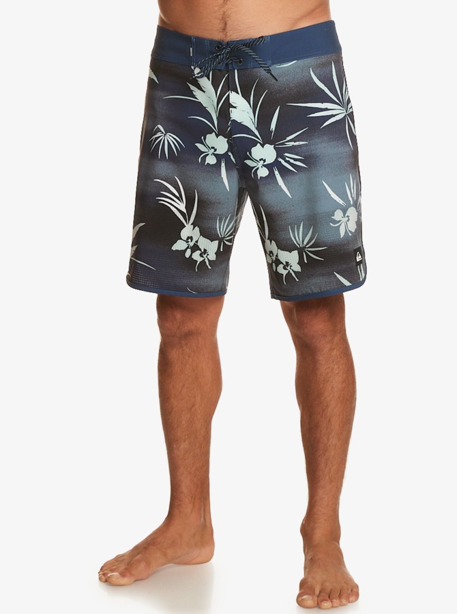 Hombre Quiksilver Boardshorts | Highlite Scallop 19" - Boardshorts Para Hombre Naval Accademy