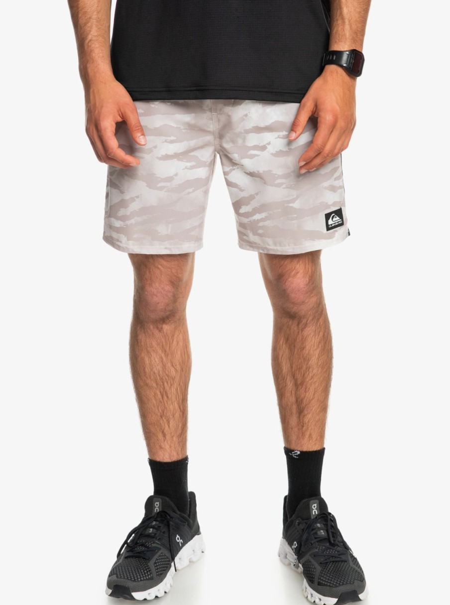 Hombre Quiksilver Boardshorts | Omni 17" Training Shorts Goat